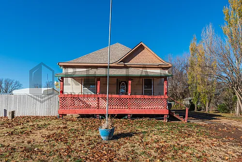215 N King St Photo 1