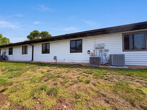 5th image of 13397 Hughes Ct