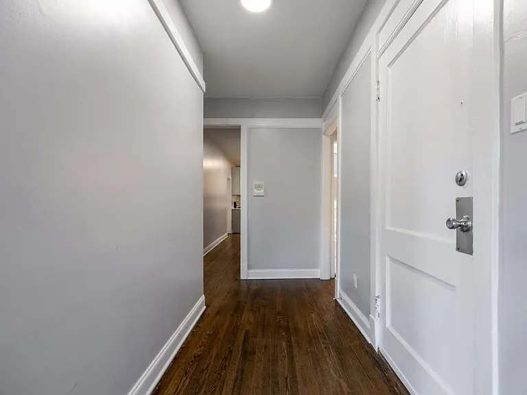 6255 N Lakewood Ave #1 — Photo 11