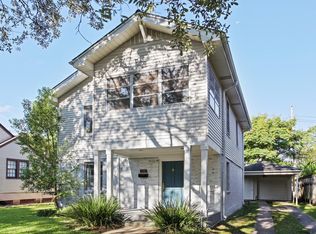 210 Ridgewood Dr, Metairie, LA 70005