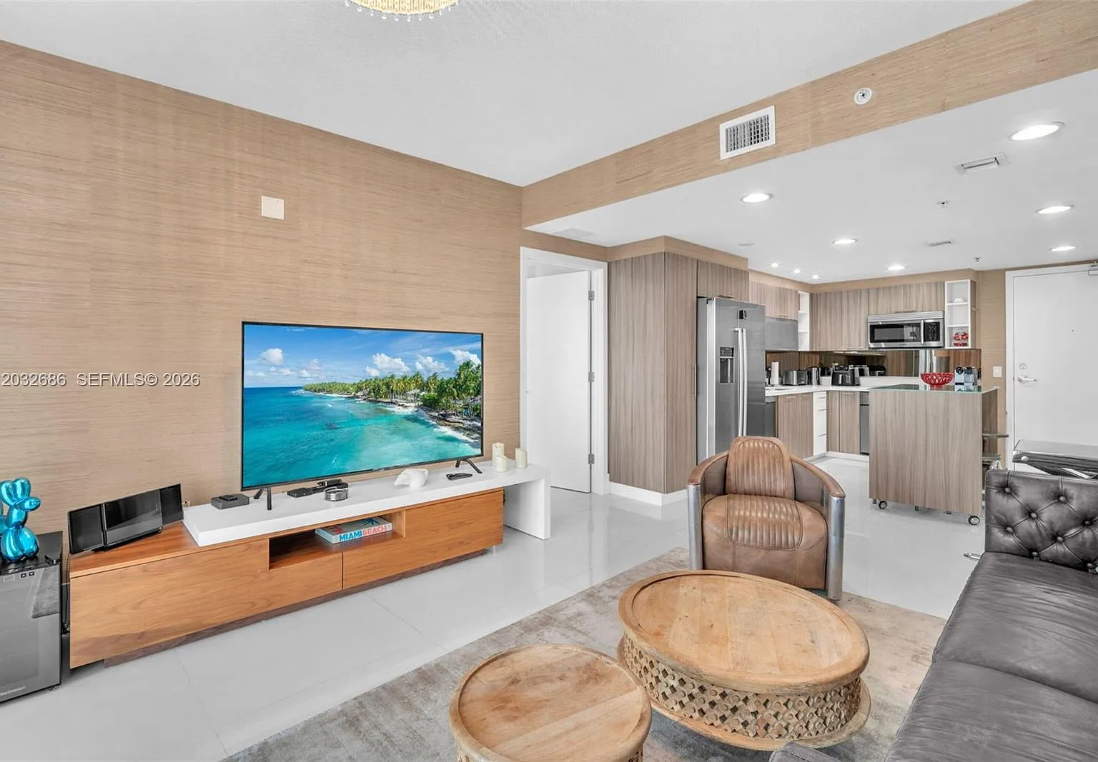 Eden House Condo — Photo 4