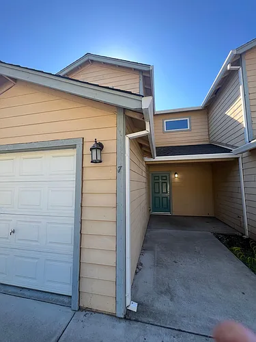 969 E Lassen Ave #8 Photo 1