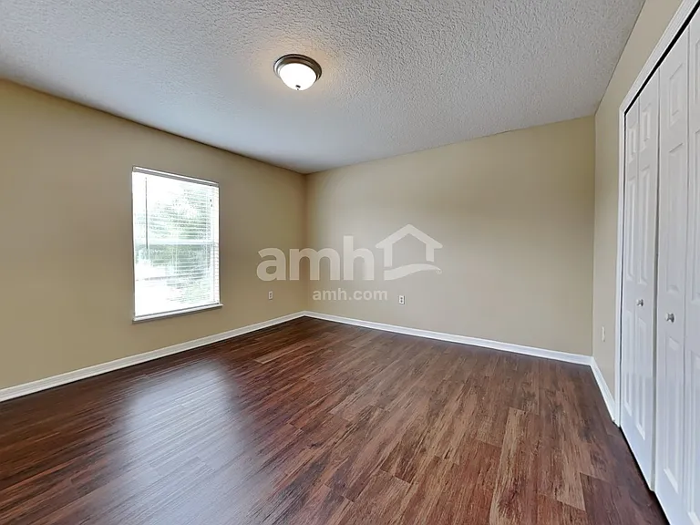 1051 Brenton Leaf Dr — Photo 16