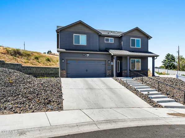 14 S 12th St, Selah, WA 98942