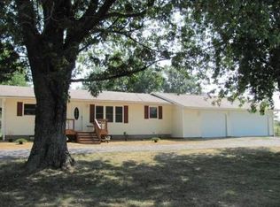 6214 Market Rd, Marion, IL 62959