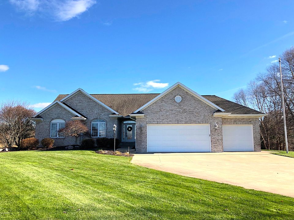 1st image of 5909 Cannon Hills Dr NE