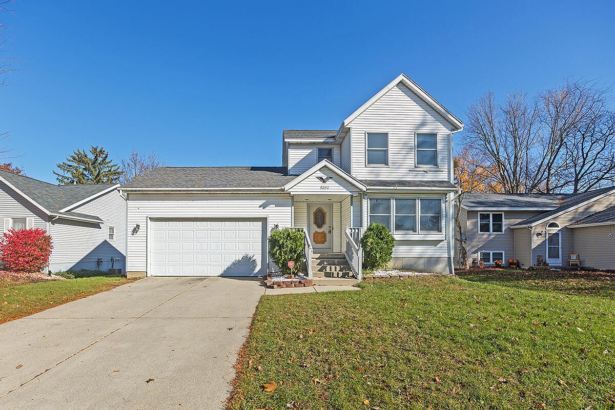 5254 Green Pine Ct SE, Kentwood, MI 49508 Zillow