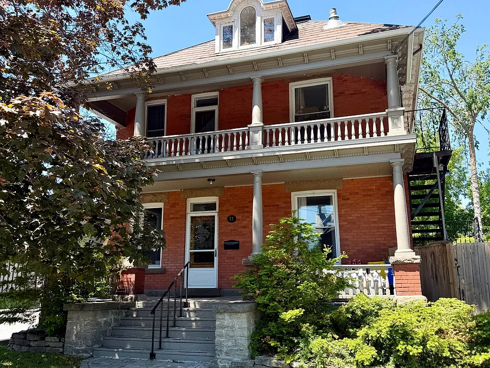 11 Lake Ave W #GROUND FLOOR OFFICE