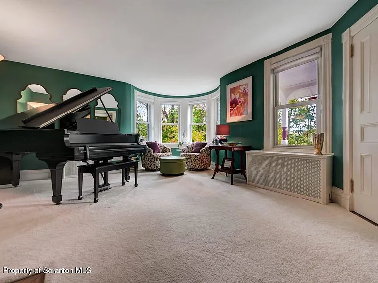 3360 Forest Rd — Photo 36