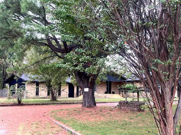 563 W Chambers Rd, McAlester, OK 74501
