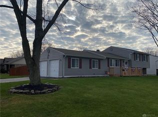 801 W Martindale Rd, Englewood, OH 45322