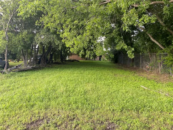 None Fairview Ave, Waxahachie, TX 75165