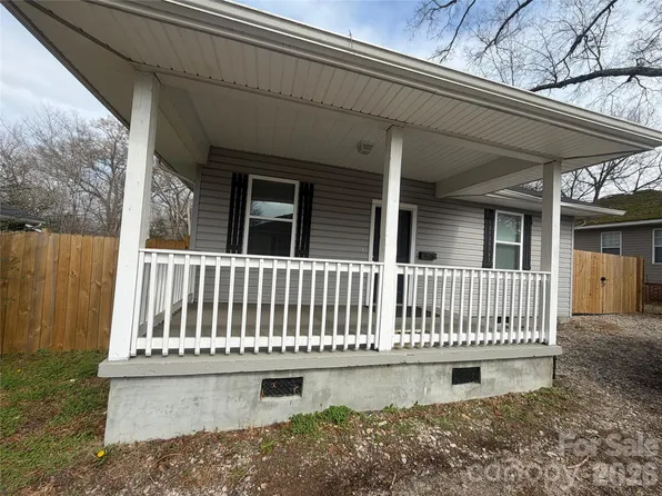 561 2nd St #37, Chester, SC 29706