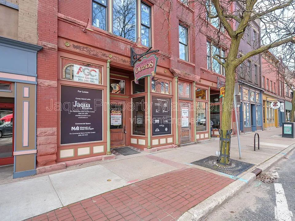 266 E Michigan Ave #402
