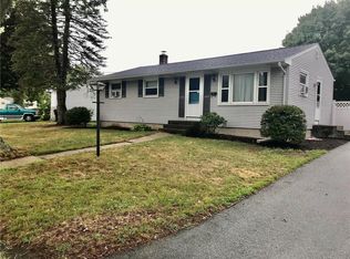 106 Burbank Dr, Warwick, RI 02886