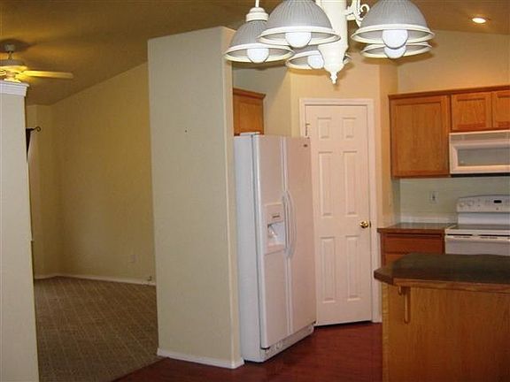 2nd image of 419 Pietra Way