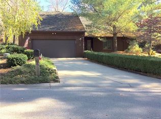 4 Persimmon Rdg, Belleville, IL 62223