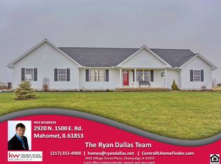2920 N 1500 East Rd, Mahomet, IL 61853