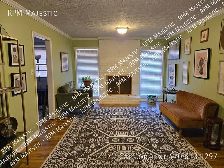 3518 Moonlight Ct — Photo 5