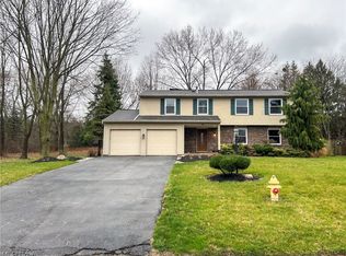 535 Willow Dr SE, Warren, OH