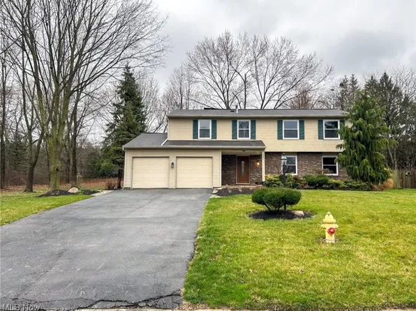 535 Willow Dr SE, Warren, OH 44484