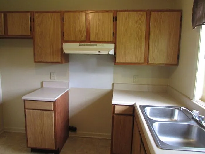 121 Dixie Dr — Photo 4