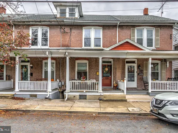 125 N Liberty St, Lititz, PA 17543