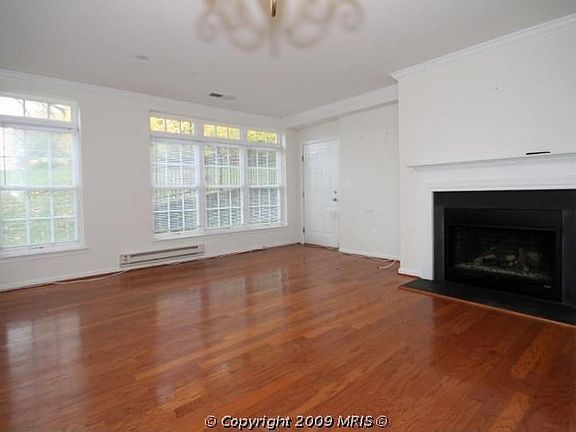 3rd image of 4643 Battenburg Ln #1011