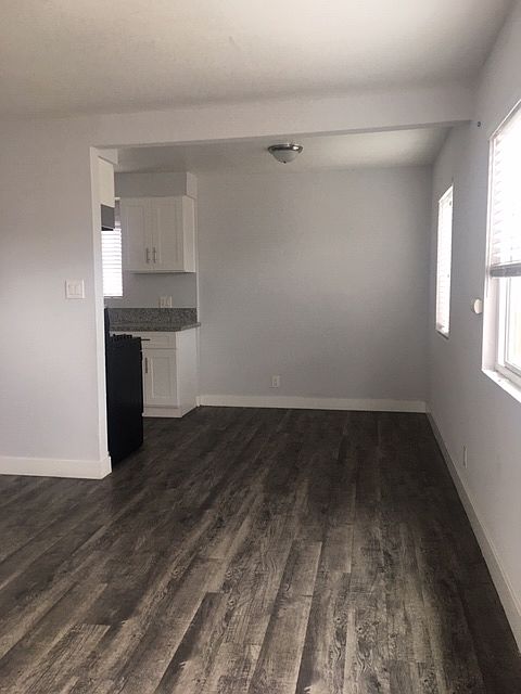 1st image of 5558-5562 Dairy Ave #2