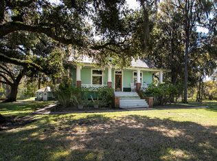 19921 Cow Creek Rd, Damon, TX 77430