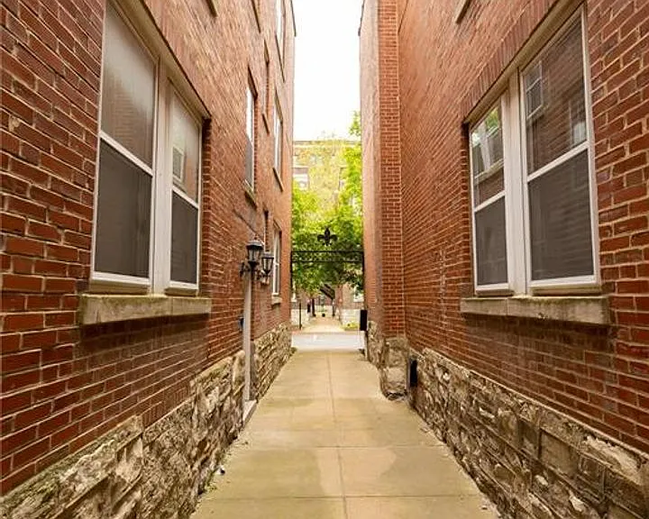 5350 Pershing Ave #2A — Photo 12