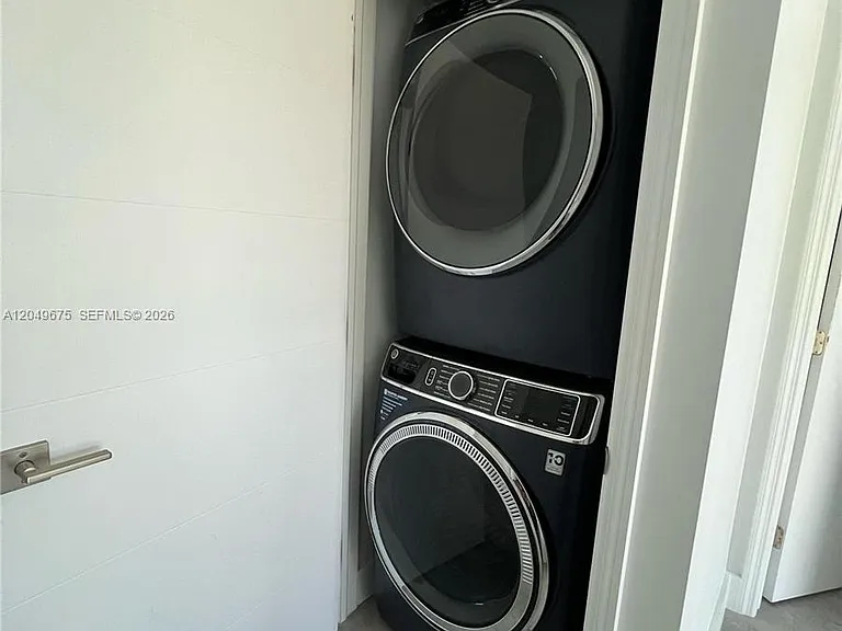 2342 McKinley St #3 — Photo 19