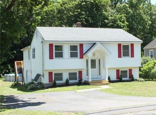 22 New Place St, Wallingford, CT 06492