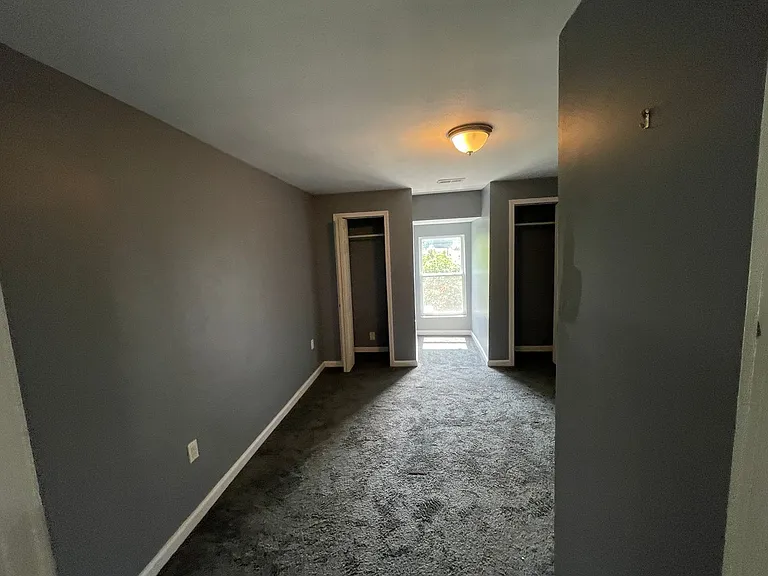 1027 Salter Way — Photo 8