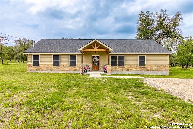 1st image of 505 County Road 6868 E