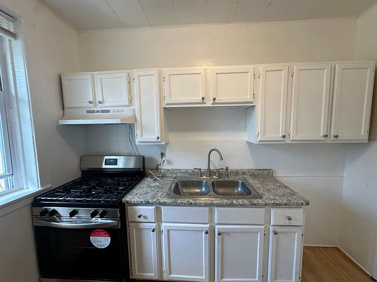 4904-08 N Saint Louis Ave #2S — Photo 10