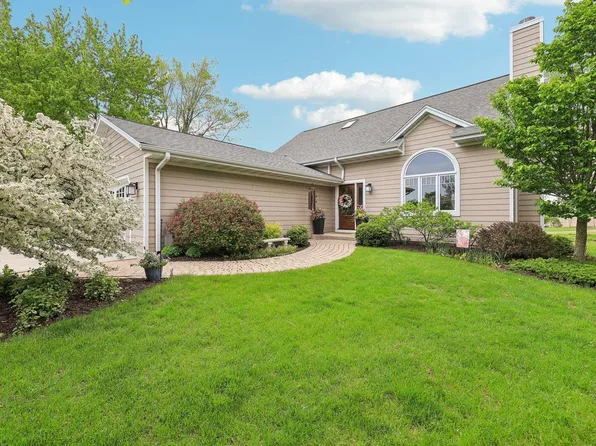 6644 Alpine DRIVE, West Bend, WI 53090