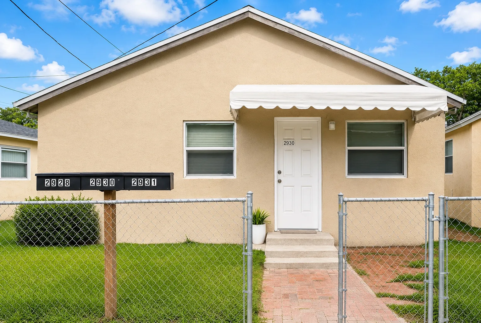 1 bed, 900 sqft, $1,490 — Photo 2