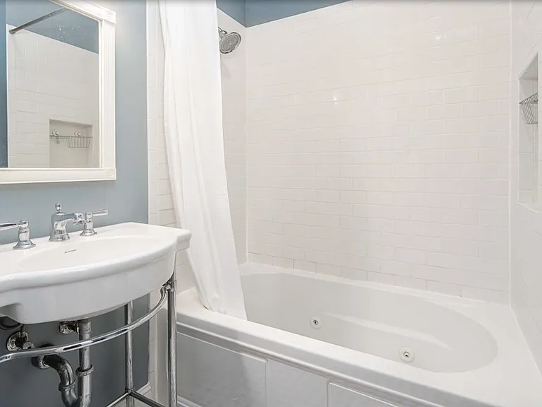 924 Garden St #2R — Photo 13