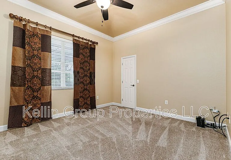 1229 Lake Deeson Woods Ln — Photo 17