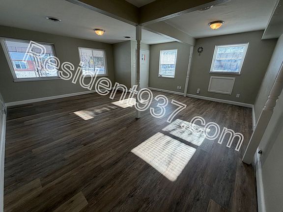 5th image of 3883 Fulton Ave