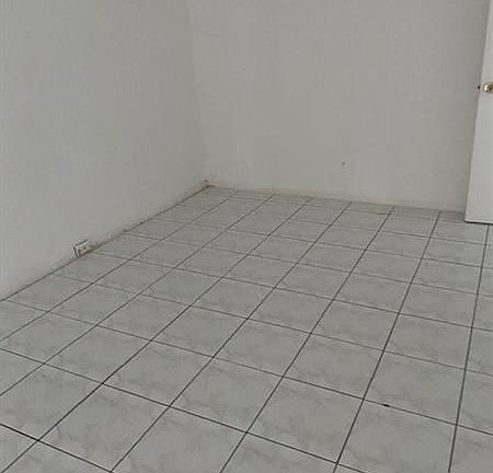 4th image of 701 S 21st Ave APT 205