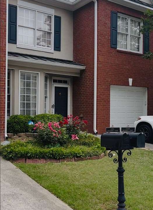 1st image of 2353 Maplewood Ct SE #25