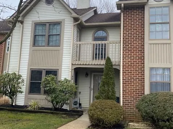 188 Crown Prince Dr, Marlton, NJ 08053