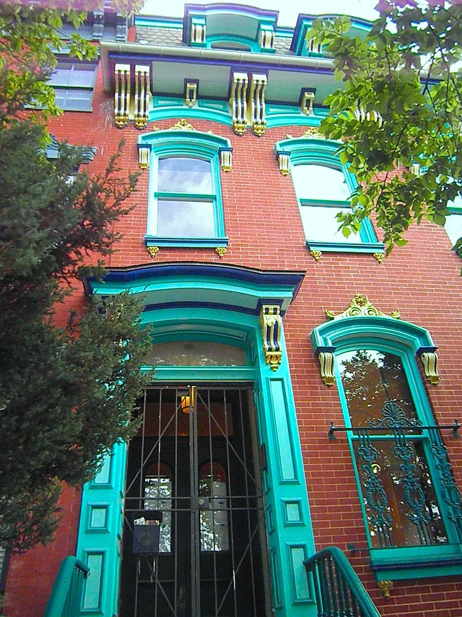The Clara Front Door - 301 M St NW #1