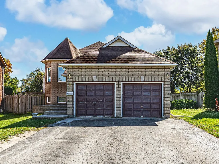 9 Kestrel Ct #LOWER — Photo 1