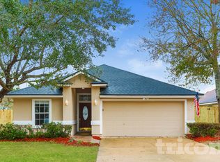 1695 Northglen Cir, Middleburg, FL 32068