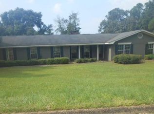 49 Riverview Dr, Newton, AL 36352