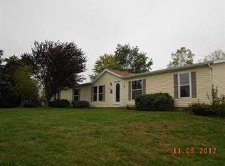 19930 Mudsock Rd, Wapakoneta, OH 45895
