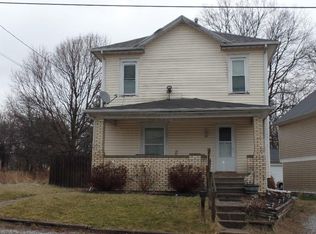 24 Bolen Ave, Newark, OH 43055